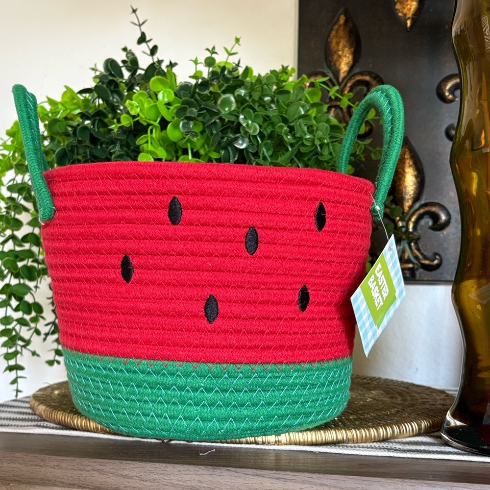 🆕Viral/HTF Watermelon Woven Basket With Handles - Picture 2 of 9